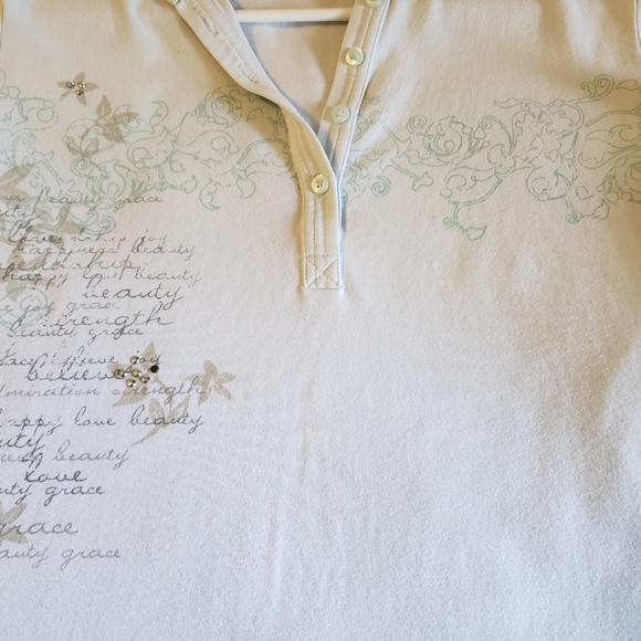 Shirts - Picture 6 of 7